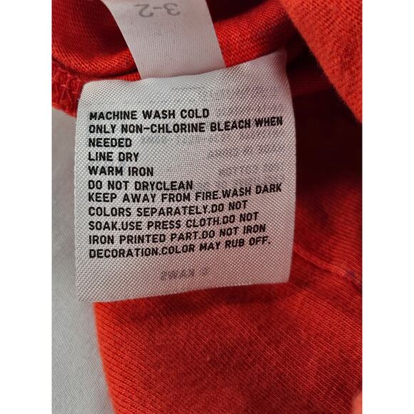 UNIQLO X KAWS COLLAB KIDS TODDLER RED T-SHIRT KAWS PRINT SIZE 6-7 - 100% COTTON - Picture 7 of 8